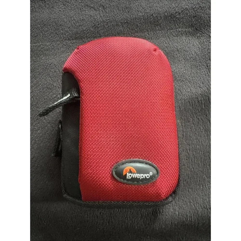 Lowepro LP36320-0WW‎ Tahoe 10 Camera Pouch Red